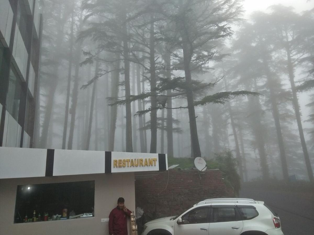 Oyo 11877 Royal Residency Hotel New Tehri Quarto foto