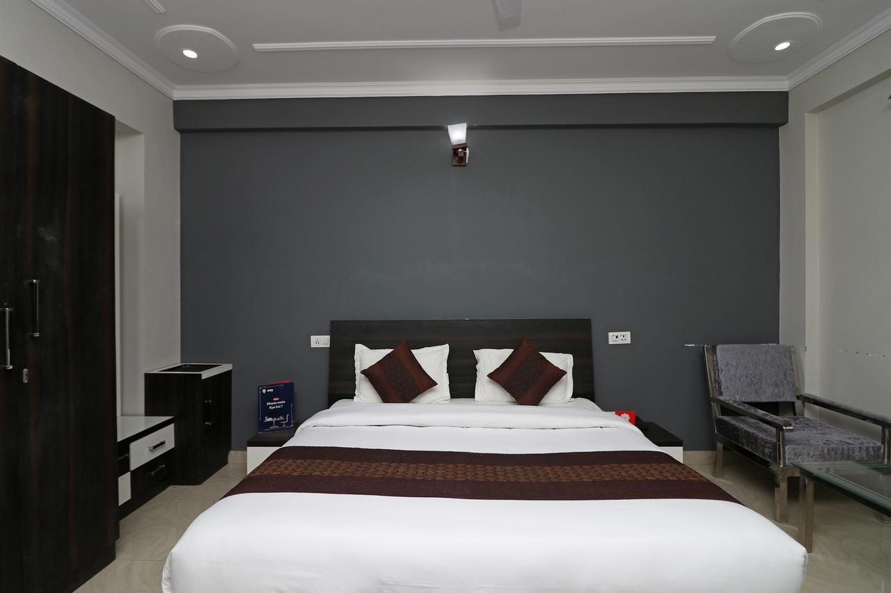Oyo 11877 Royal Residency Hotel New Tehri Exterior foto