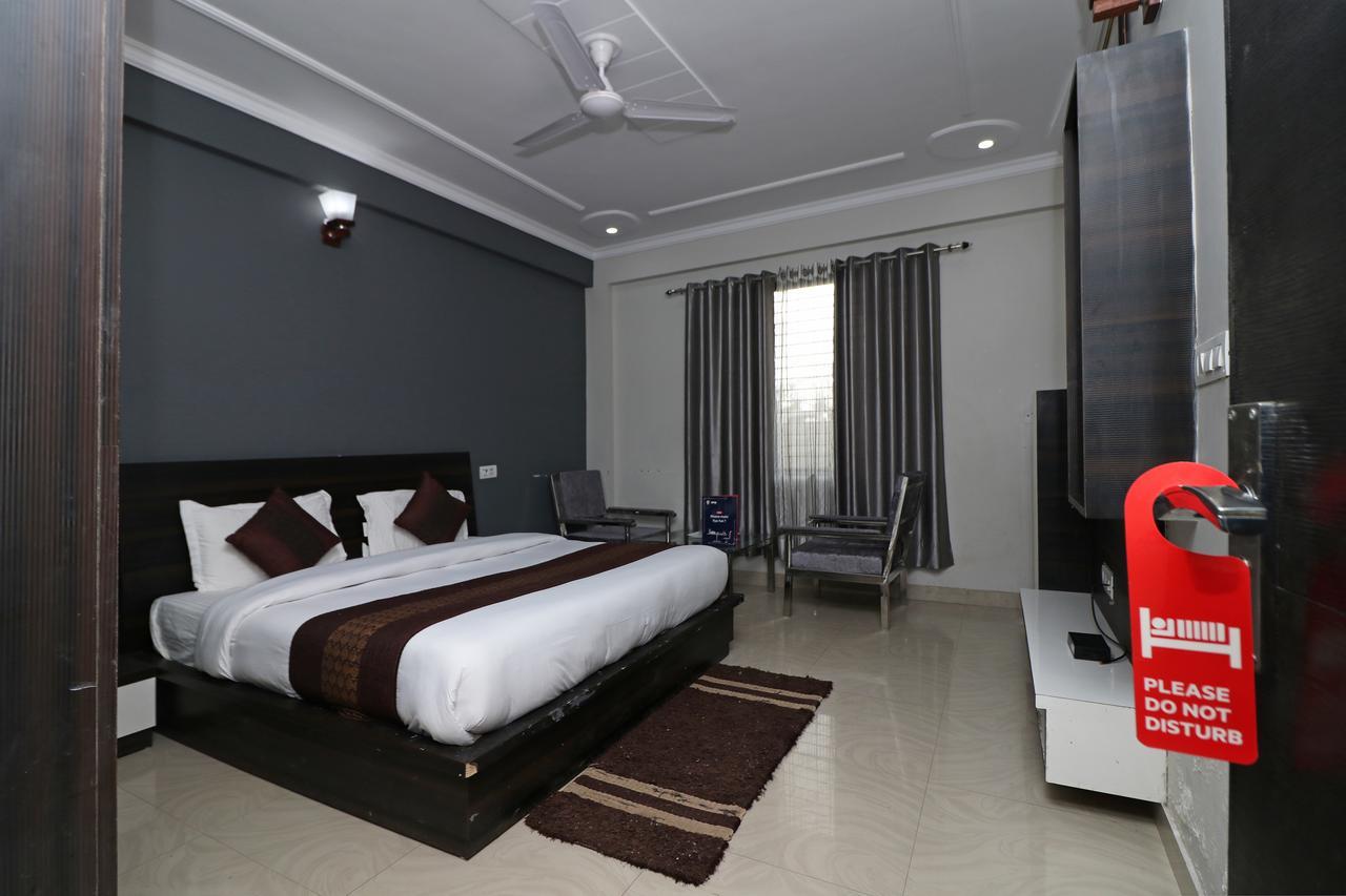 Oyo 11877 Royal Residency Hotel New Tehri Exterior foto