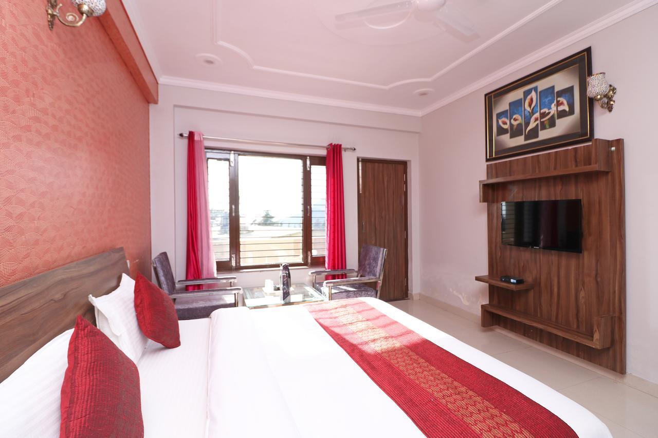 Oyo 11877 Royal Residency Hotel New Tehri Exterior foto
